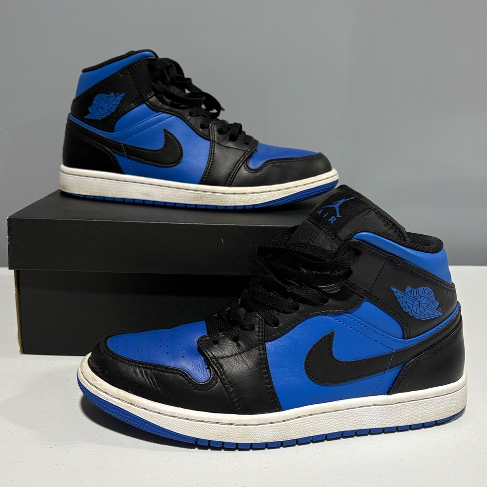 Nike air jordan 1s ; royal blue and black ; men’s size 8